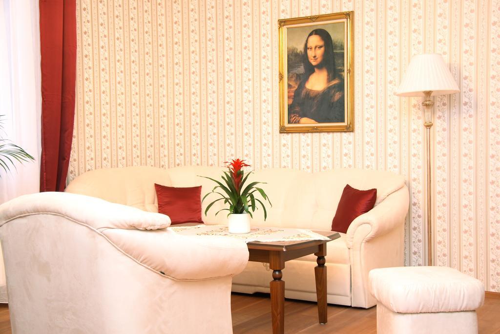 Hotel Elegance Šumperk Kültér fotó