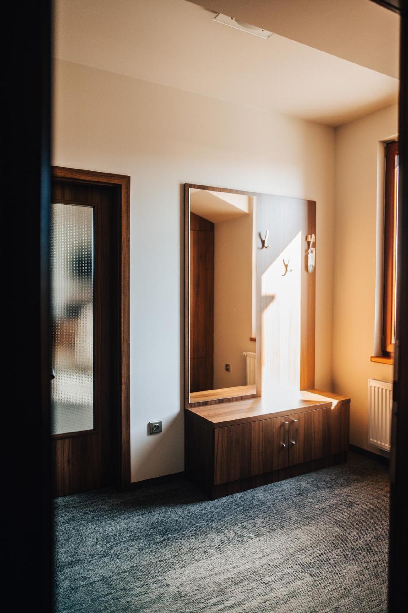 Hotel Elegance Šumperk Kültér fotó