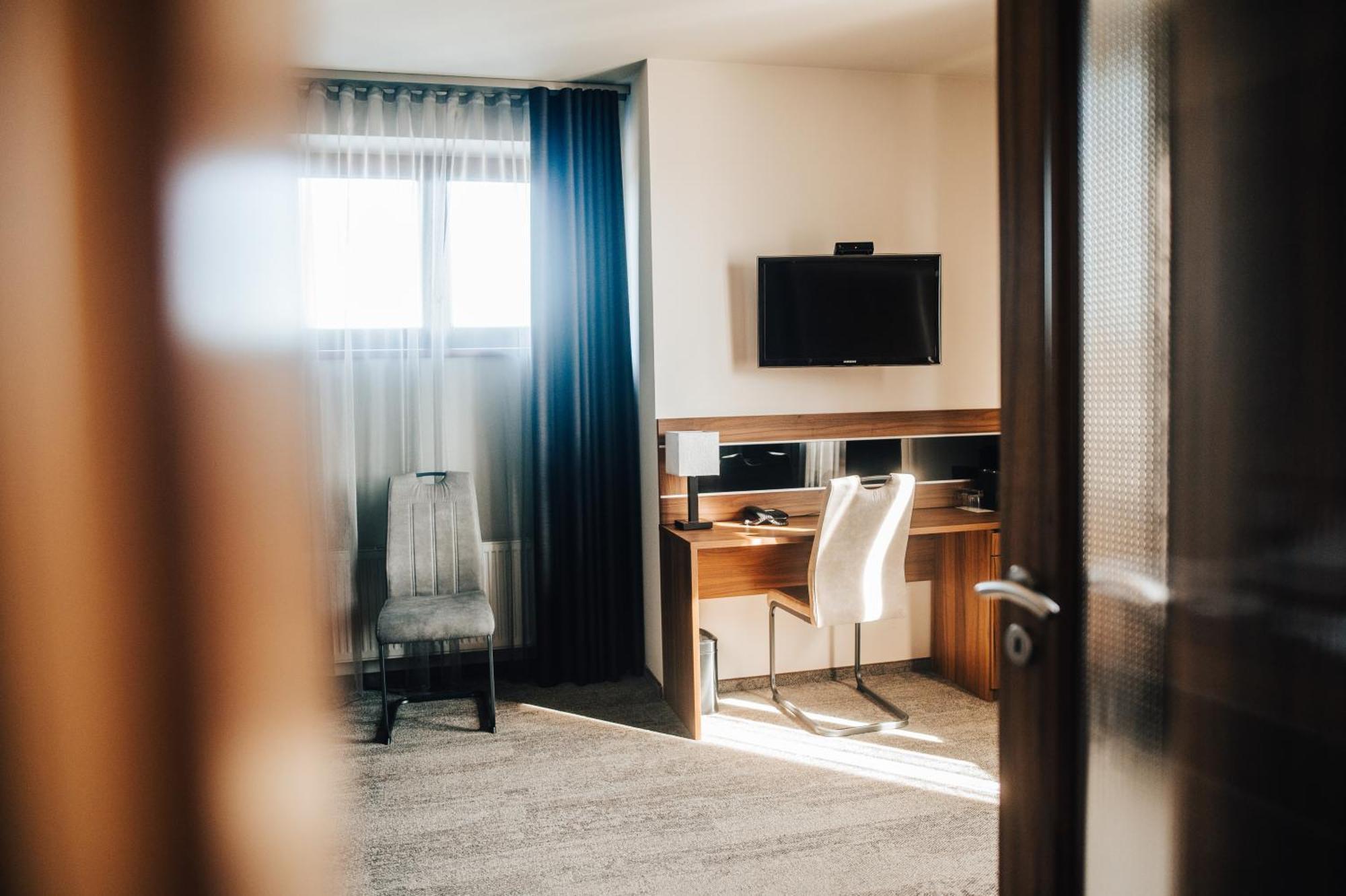Hotel Elegance Šumperk Kültér fotó